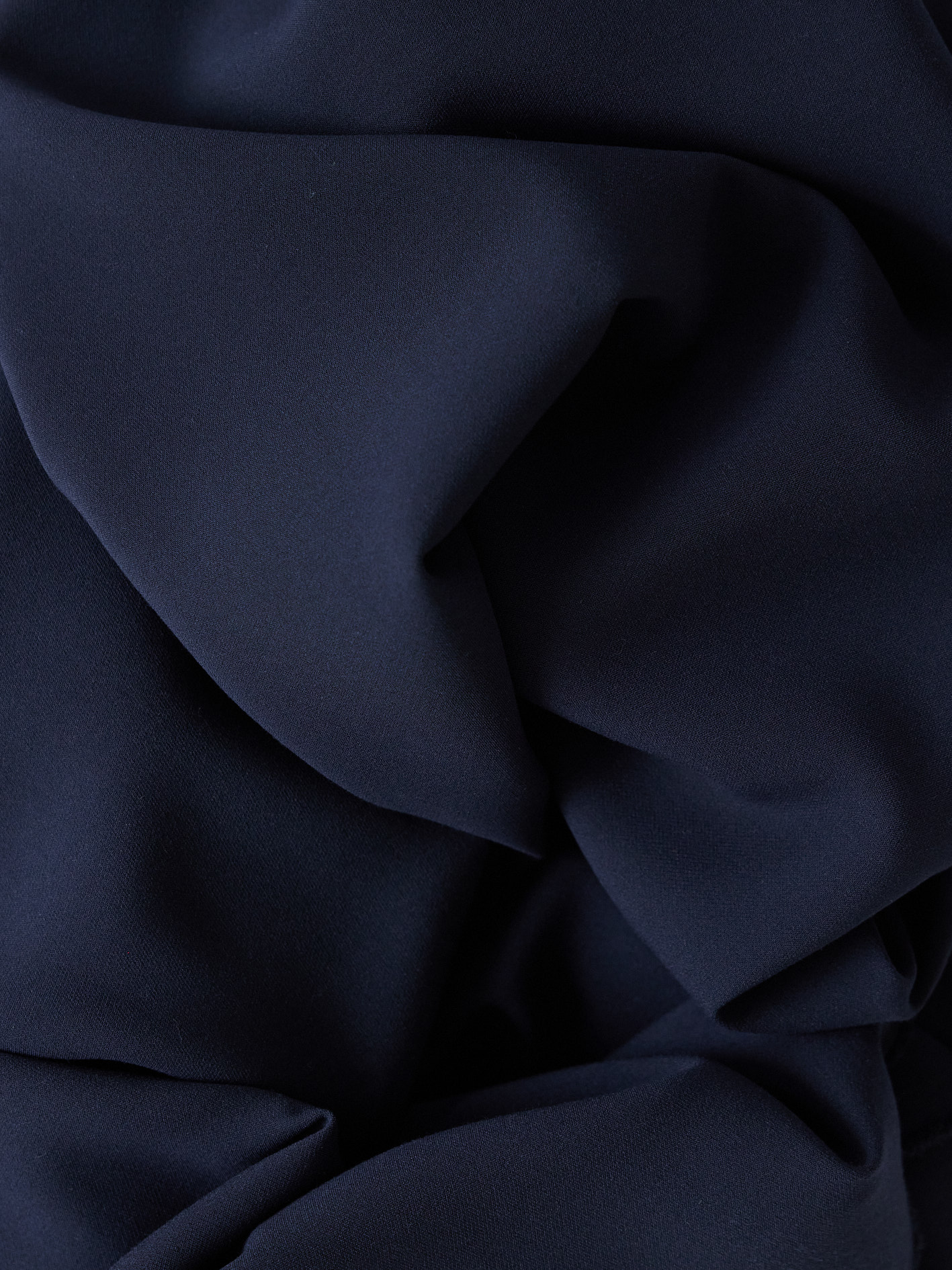 Coupon 2.1m de CRÊPE BLEU MARINE