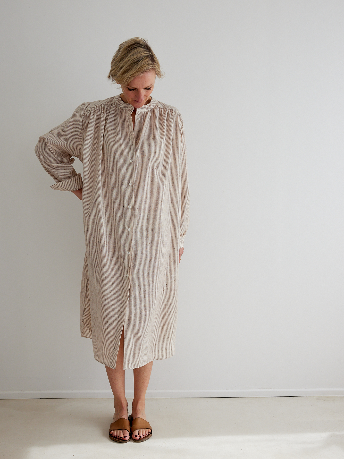 KIT À COUDRE - La robe Allure en coton fines rayures beige & écru